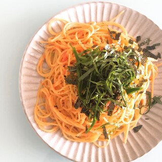 大葉をのせて和風明太子パスタ